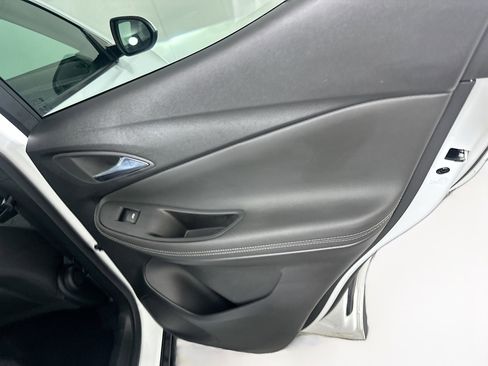 Used 2024 Buick Encore GX Preferred FWD image 28