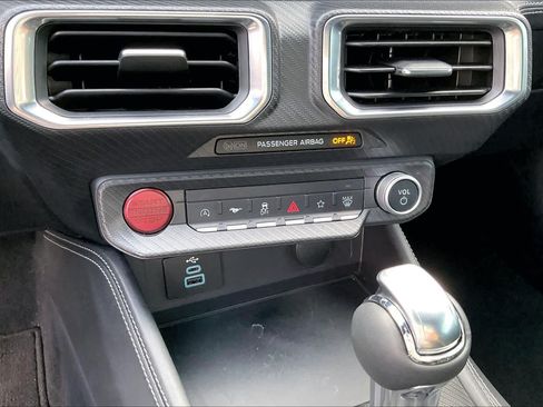 Used 2025 Ford Mustang Premium RWD image 32