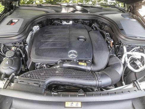 Certified 2022 Mercedes-Benz GLC 300 image 25
