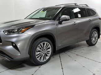 New 2026 Toyota Highlander Platinum video 1