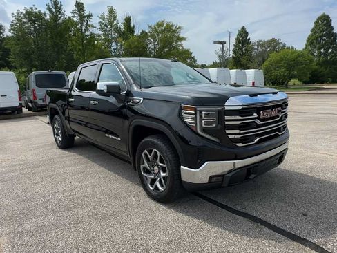 Certified 2023 GMC Sierra 1500 SLT w/ SLT Premium Package AWD/4WD image 2