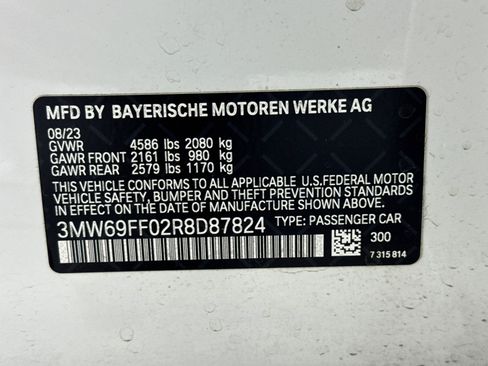 Used 2024 BMW 330i Sedan w/ Convenience Package RWD image 24