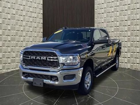Certified 2021 RAM 2500 Tradesman AWD/4WD image 11