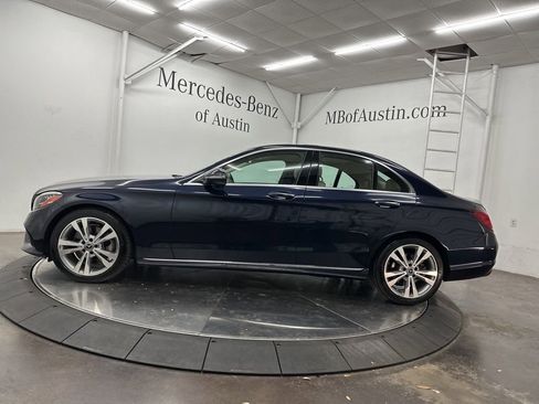 Used 2019 Mercedes-Benz C 300 Sedan image 4