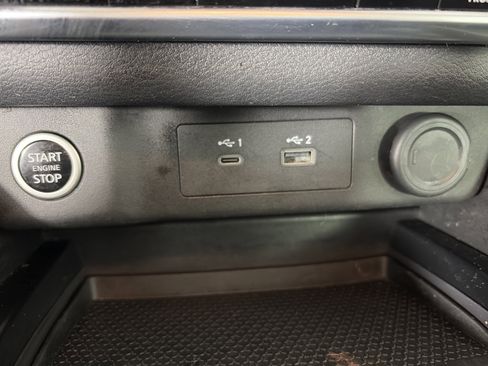 Used 2023 Nissan Rogue SL w/ SL Premium Package image 27