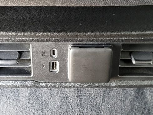 Certified 2023 Chevrolet Silverado 1500 RST w/ Z71 Off-Road Package image 33