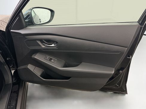 Used 2023 Honda Accord LX image 31