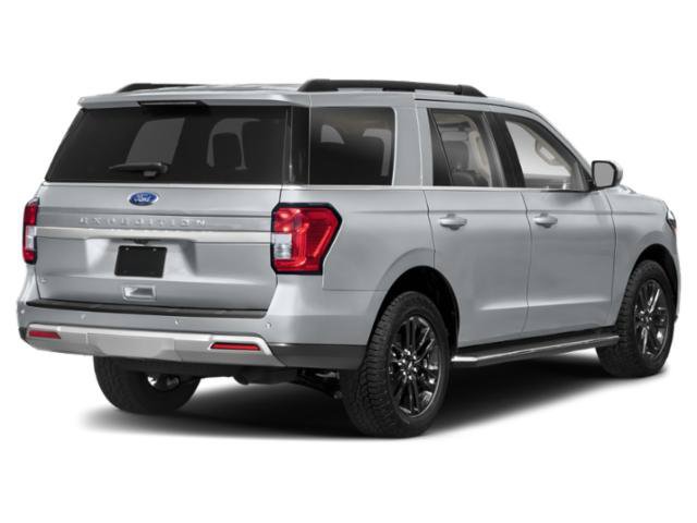 Used 2023 Ford Expedition XLT AWD/4WD image 2