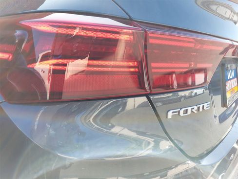 Used 2024 Kia Forte GT-Line image 38
