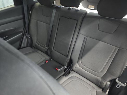 Certified 2025 Hyundai Tucson SEL AWD/4WD image 15