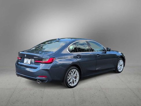 Used 2025 BMW 330i xDrive Sedan AWD/4WD image 8