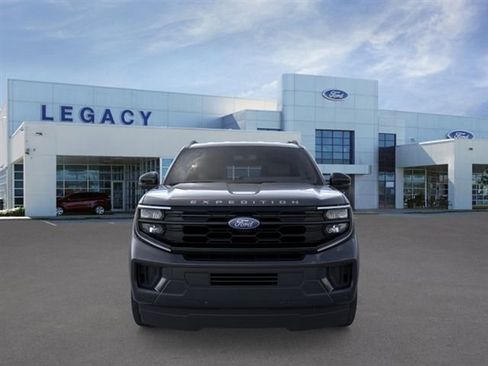 New 2026 Ford Expedition Max Active RWD image 6