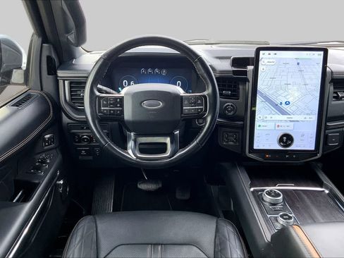 Certified 2023 Ford Expedition Platinum AWD/4WD image 6