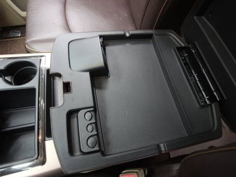 Used 2014 RAM 1500 Laramie Longhorn w/ Convenience Group image 17