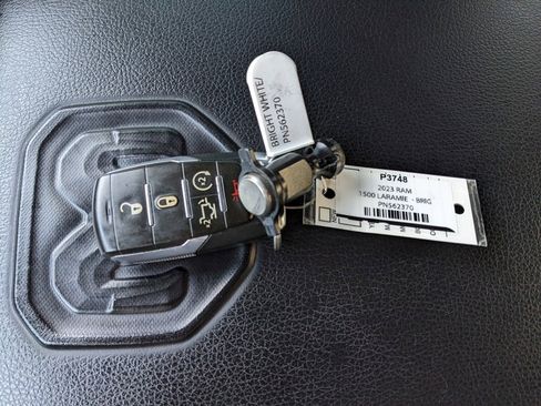 Used 2023 RAM 1500 Laramie image 39