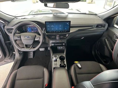 Certified 2023 Ford Escape ST-Line w/ Tech Pack #1 image 32