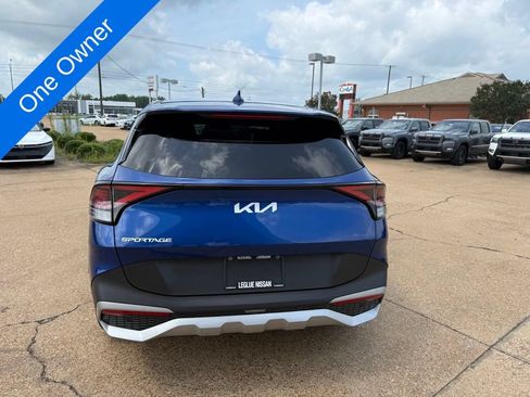 Used 2023 Kia Sportage EX FWD image 4