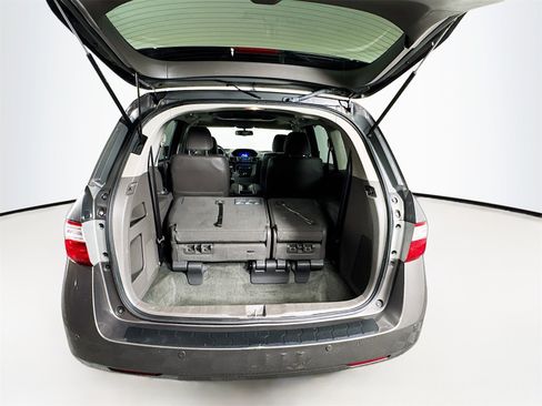 Used 2012 Honda Odyssey Touring Elite image 25
