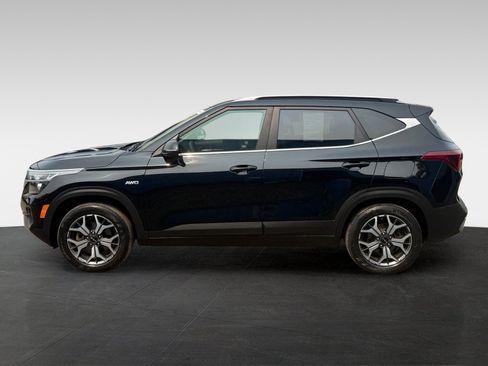 Used 2023 Kia Seltos EX AWD/4WD image 8