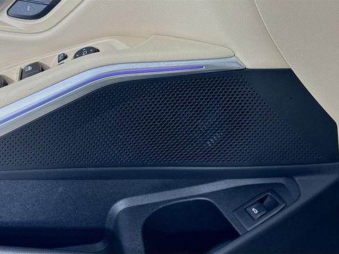 Used 2022 BMW 330i Sedan w/ Premium Package 2 image 19