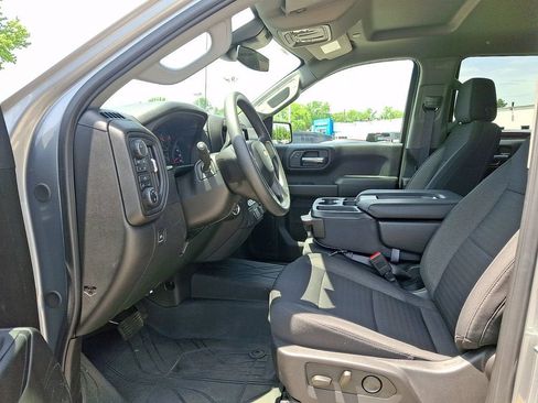Certified 2024 Chevrolet Silverado 1500 Custom w/ Turbomax Blackout Package AWD/4WD image 15