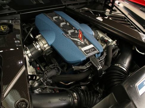 Used 2025 Chevrolet Corvette ZR1 w/ ZR1 Carbon Fiber Aero Package RWD image 15