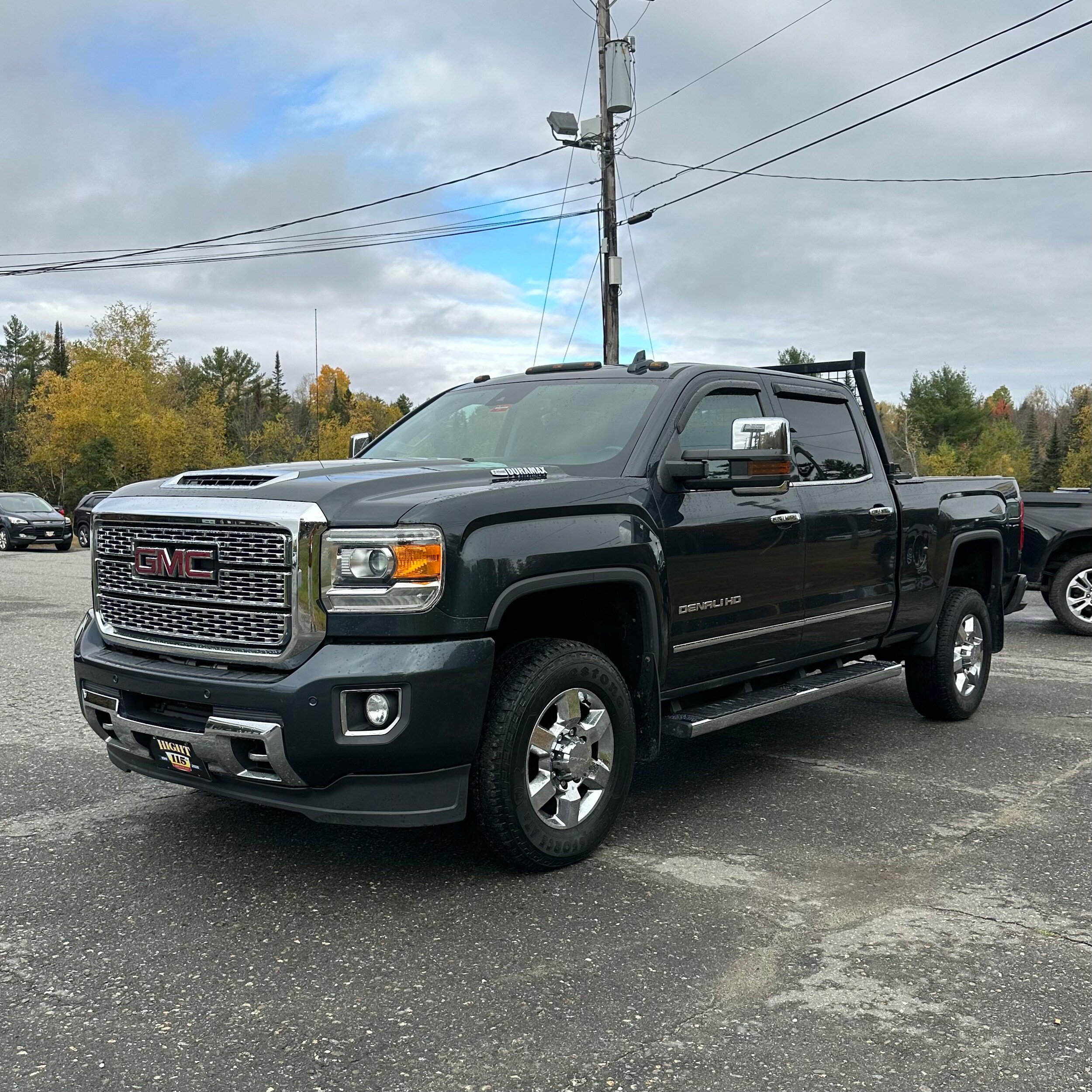 Used 2019 GMC Sierra 3500 Denali w/ Duramax Plus Package AWD/4WD image 7
