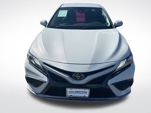 Used 2023 Toyota Camry XSE image 9