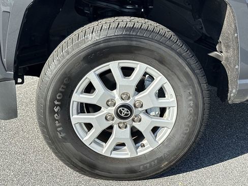Used 2024 Toyota Tacoma SR5 image 33