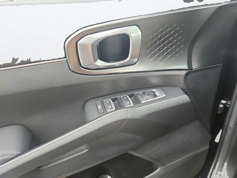 Certified 2023 Kia Sorento EX AWD/4WD image 19