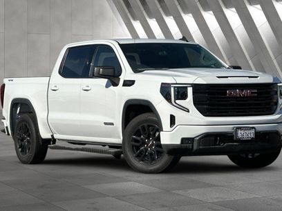 Used 2023 GMC Sierra 1500 Elevation
