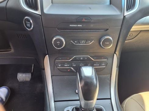 Used 2015 Ford Edge SEL w/ Equipment Group 201A image 14