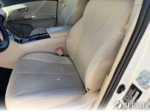 Used 2009 Toyota Venza AWD image 21