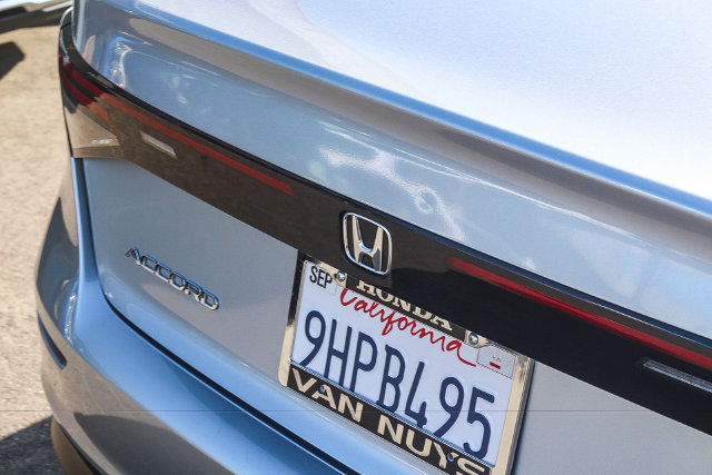 Used 2023 Honda Accord EX image 9