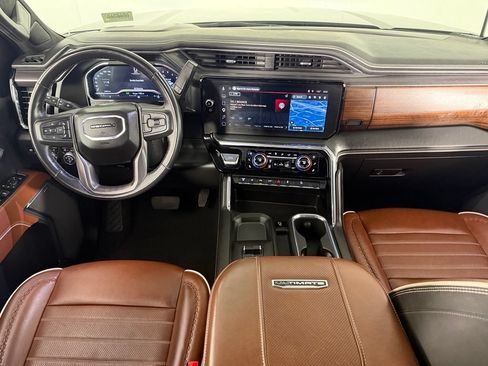 Used 2025 GMC Sierra 2500 Denali Ultimate AWD/4WD image 12