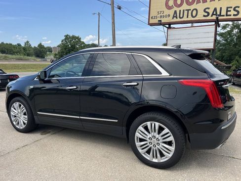 Used 2019 Cadillac XT5 Premium Luxury AWD/4WD image 4