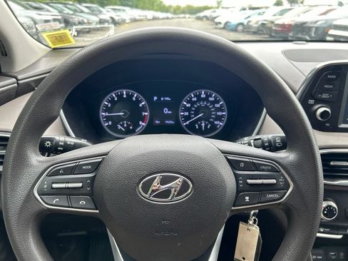 Used 2020 Hyundai Santa Fe SE w/ Cargo Package AWD/4WD image 12