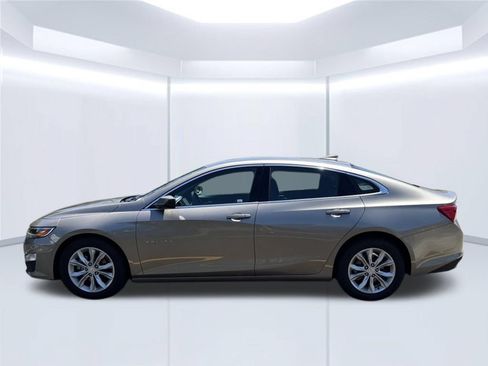 Used 2025 Chevrolet Malibu LT FWD image 8