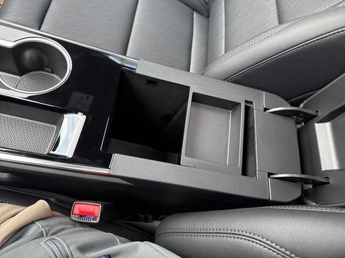 New 2026 Chevrolet Equinox LT w/ Convenience Package II image 25