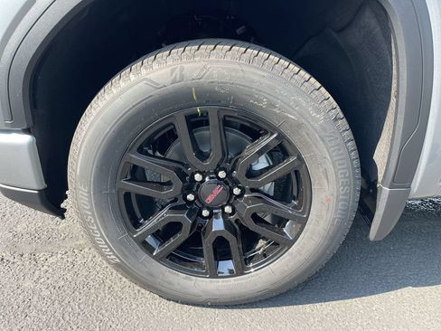 New 2026 GMC Sierra 1500 Elevation AWD/4WD image 32