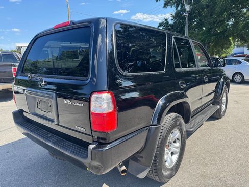 Used 2001 Toyota 4Runner SR5 AWD/4WD image 3