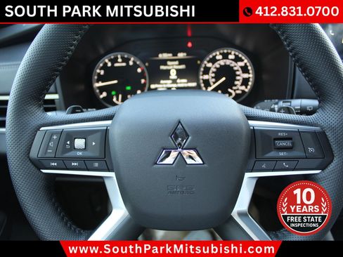 New 2026 Mitsubishi Outlander LE AWD/4WD image 17