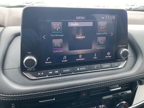 Used 2022 Nissan Rogue SV image 35