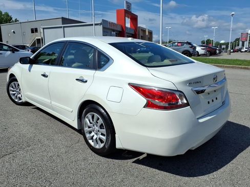 Used 2015 Nissan Altima 2.5 S w/ Power Driver Seat Package FWD image 16