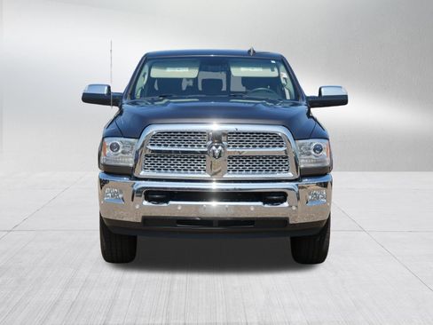 Used 2016 RAM 3500 Laramie AWD/4WD image 2