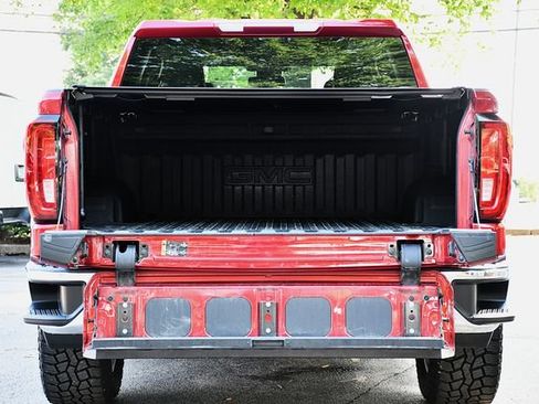 Used 2023 GMC Sierra 1500 SLT w/ SLT Premium Package AWD/4WD image 34
