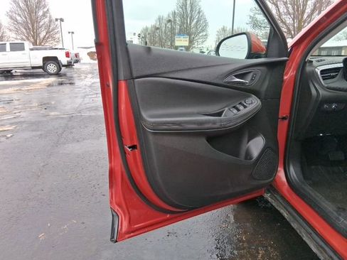 Used 2024 Buick Encore GX Preferred image 9