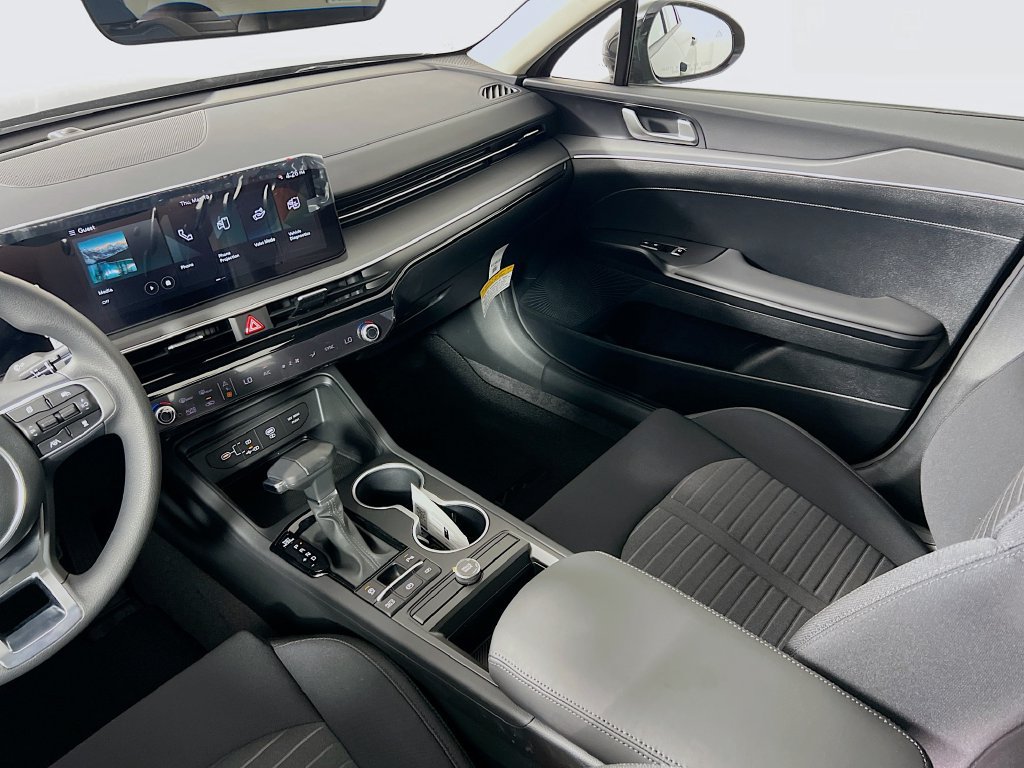 New 2026 Kia K5 LXS FWD image 19