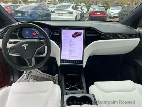 Used 2020 Tesla Model X Long Range image 23