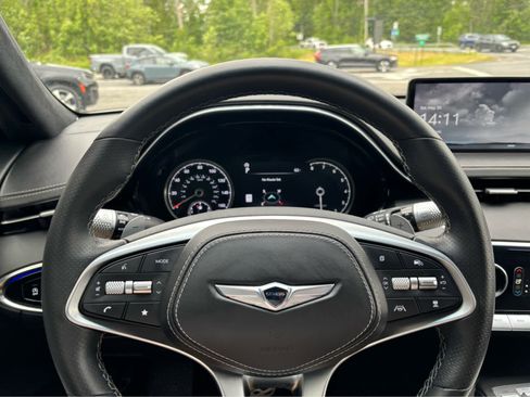 Used 2024 Genesis GV70 3.5T Sport w/ Sport Advanced Package AWD/4WD image 19